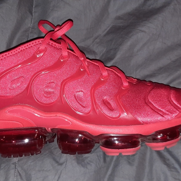 Shoes - Picture 6 of 7